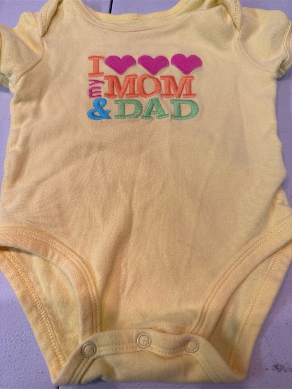 Carter's I Heart My Mom & Dad Bodysuit One Piece Girl Size 6 M 6 Mos Months